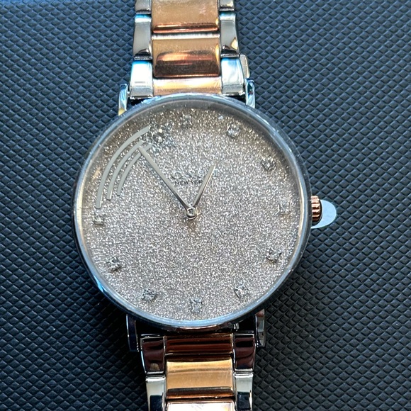 Coach Perry Watch With 36mm Silver Sparkley Face & RoseGold Bracelet - Picture 2 of 6